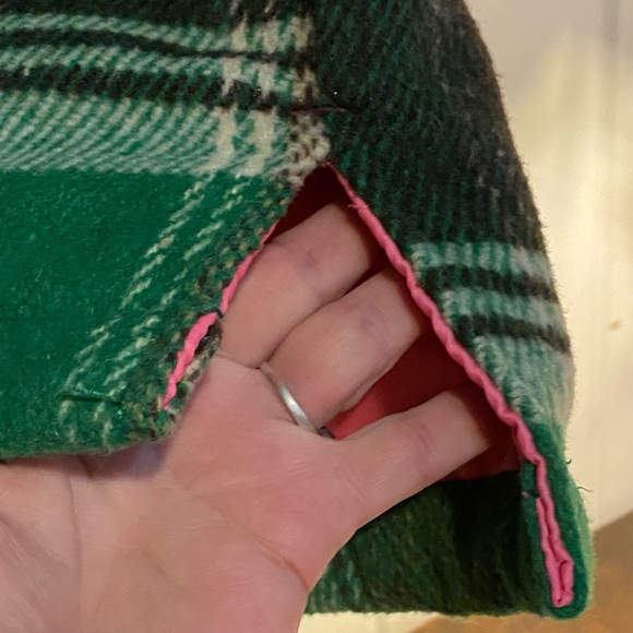 UO like new oversized green plaid flannel jacket w/hot pink quilted lining,Small - Picture 9 of 13